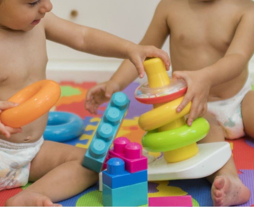 Beneficios de que tu hijo o hija conviva con más niños