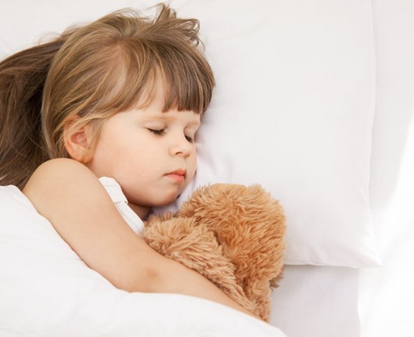 ¿Tu hijo necesita seguir durmiendo durante el día?