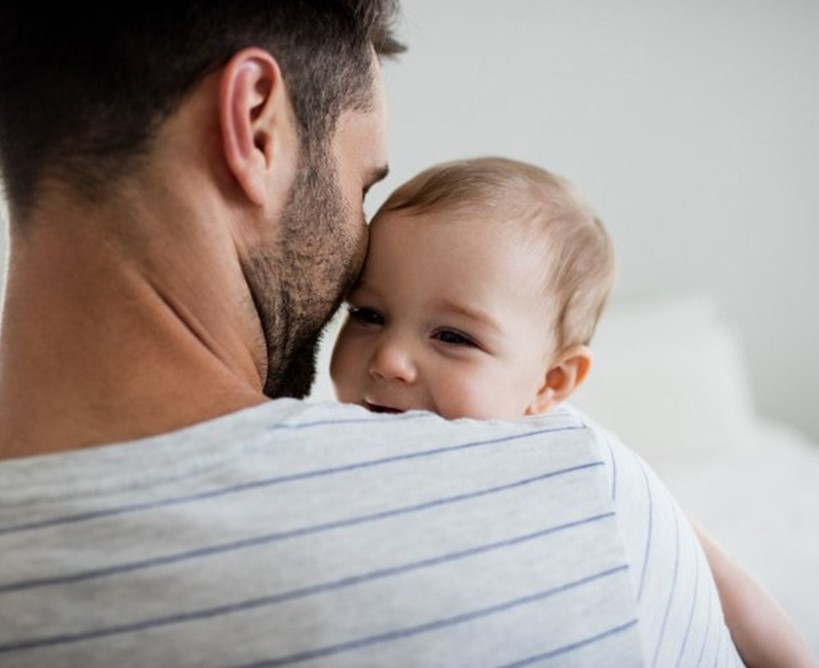 La relación entre papá y bebé