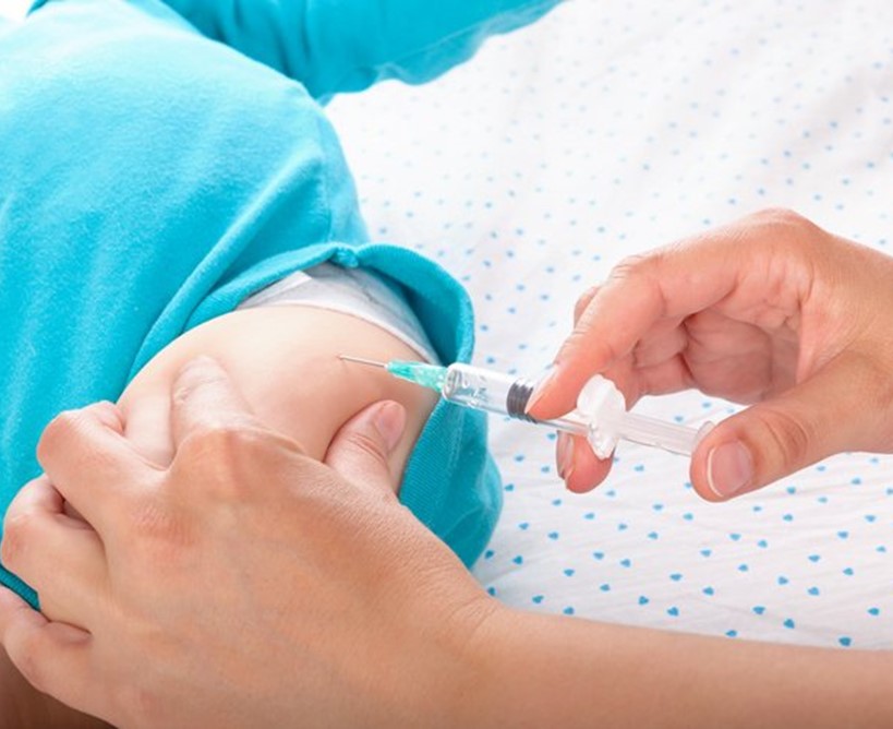 4 vacunas esenciales para tu bebé menor de 2 meses